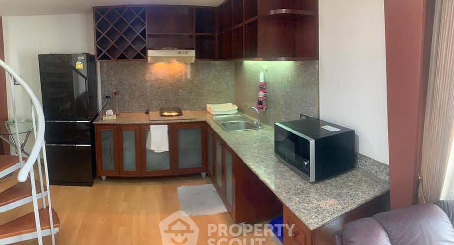 For rent 2 bedrooms condo in Khlong Toei, Bangkok