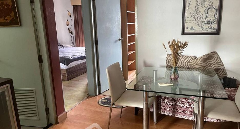 For rent 2 bedrooms condo in Khlong Toei, Bangkok