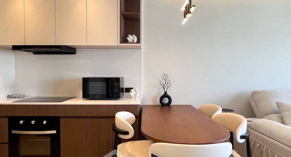 Wohnung zur Miete mit 2 Zimmer in Bang Rak, Bangkok
