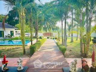 À louer 5 chambres villa à Bang Lamung, Chonburi