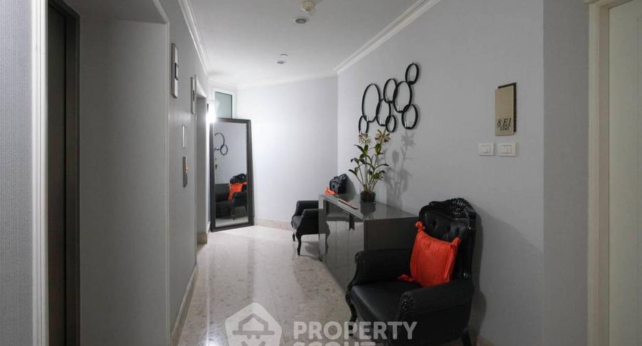 For rent 4 ベッドルーム condo in Pathum Wan, Bangkok
