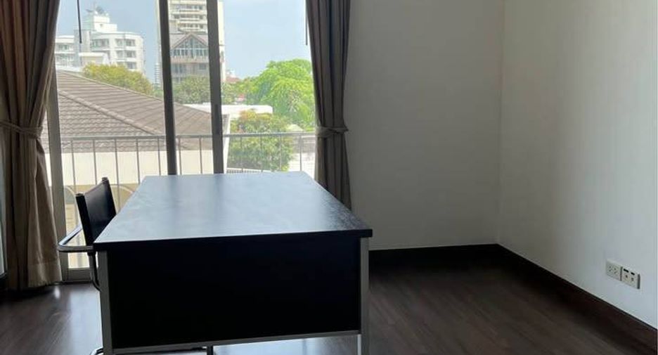 Apartamento en alquiler de 2 habitaciones en Watthana, Bangkok
