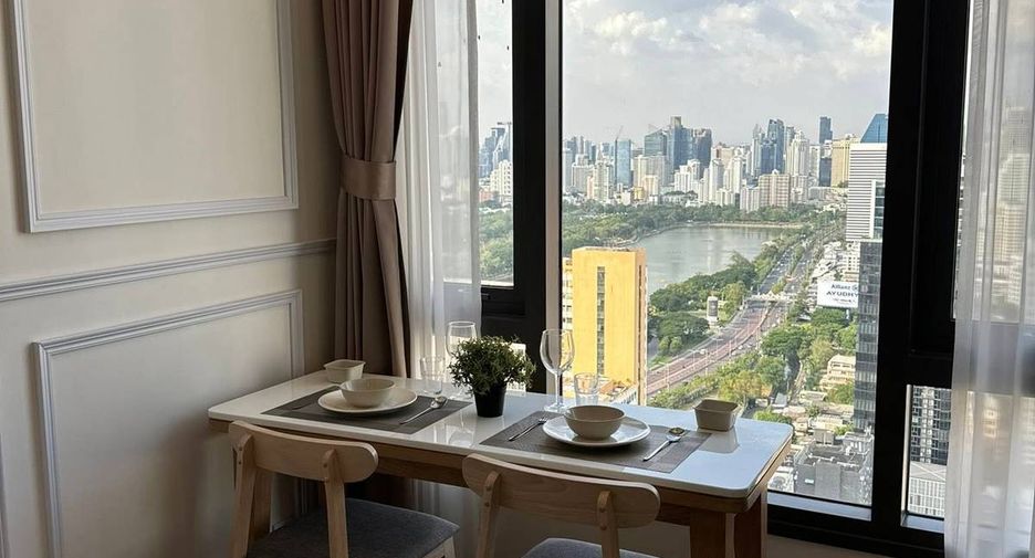 Wohnung zur Miete mit 2 Zimmer in Khlong Toei, Bangkok
