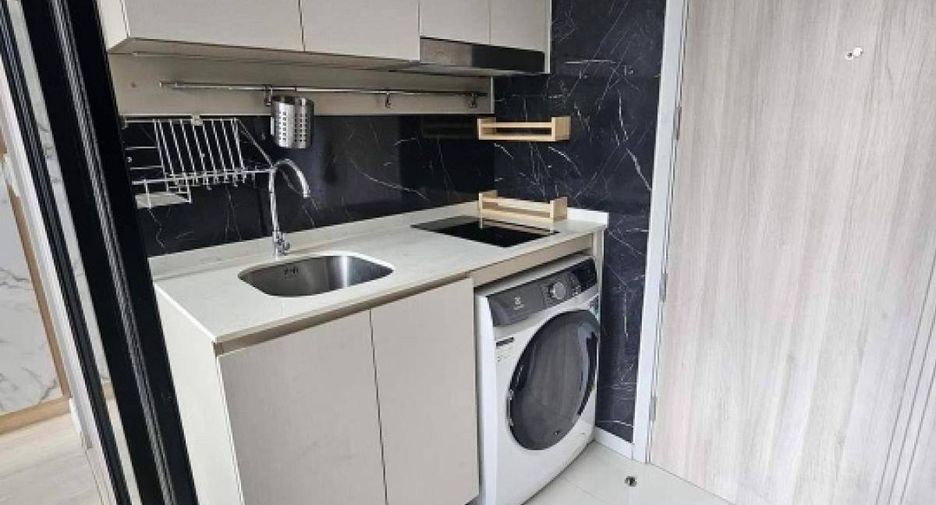Condo en alquiler de 1 habitaciones en Sathon, Bangkok