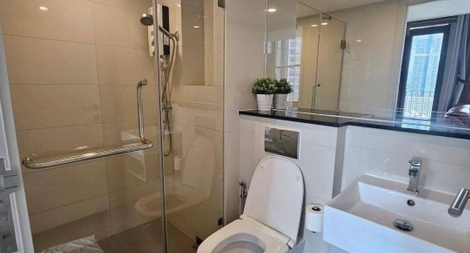 Condo en alquiler de 1 habitaciones en Sathon, Bangkok