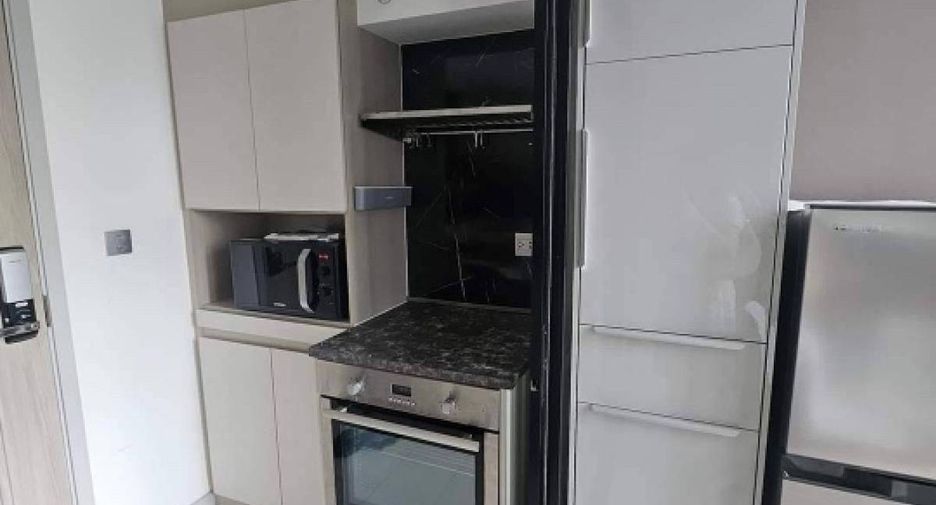 Condo en alquiler de 1 habitaciones en Sathon, Bangkok