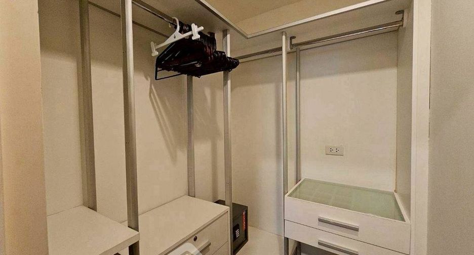 For rent 2 ベッドルーム condo in Pathum Wan, Bangkok
