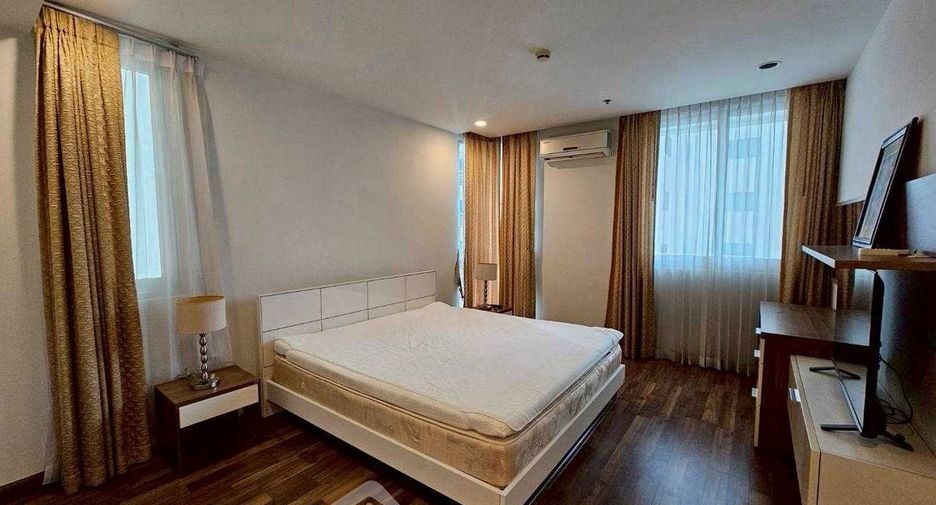For rent 2 ベッドルーム condo in Pathum Wan, Bangkok