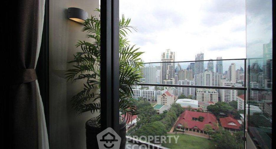 For rent 2 bedrooms condo in Watthana, Bangkok