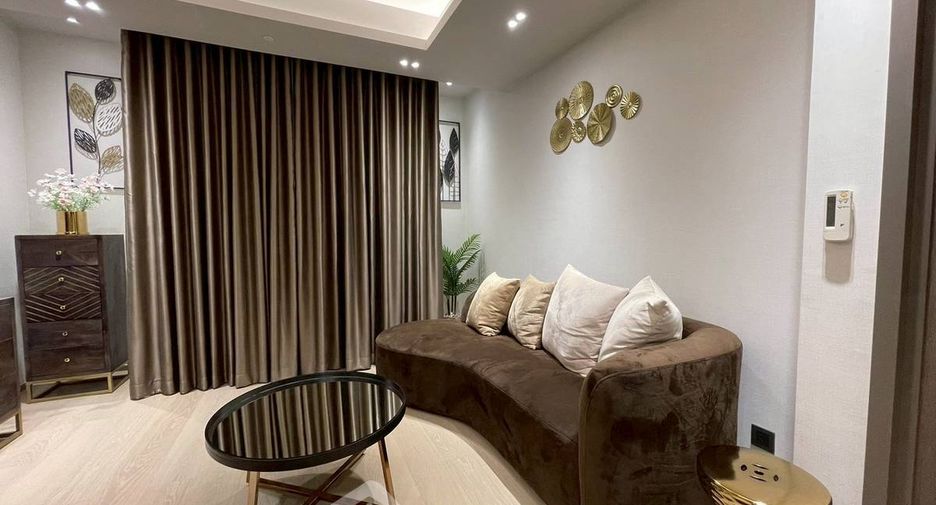 Condo en alquiler de 1 habitaciones en Pathum Wan, Bangkok