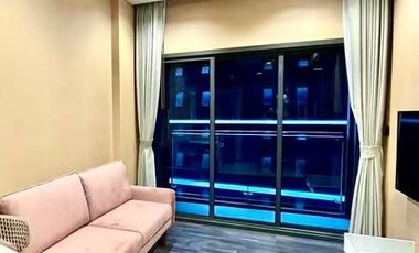 Condo en alquiler de 1 habitaciones en Huai Khwang, Bangkok