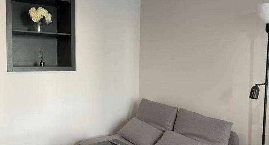 Condo en alquiler de 1 habitaciones en Bang Rak, Bangkok