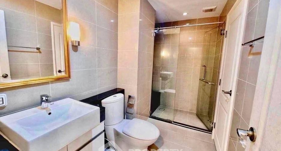 Wohnung zur Miete mit 1 Zimmer in Huai Khwang, Bangkok