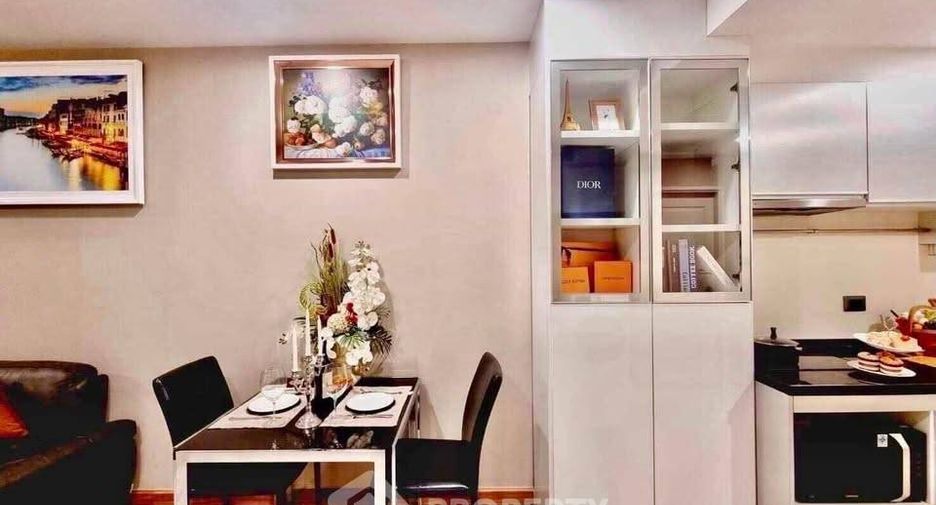 Wohnung zur Miete mit 1 Zimmer in Huai Khwang, Bangkok