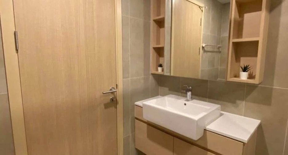 For rent 1 bed condo in Yan Nawa, Bangkok