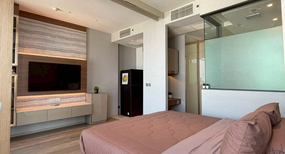Wohnung zur Miete mit 1 Zimmer in Bang Rak, Bangkok