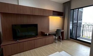 Wohnung zur Miete mit 1 Zimmer in Khlong San, Bangkok