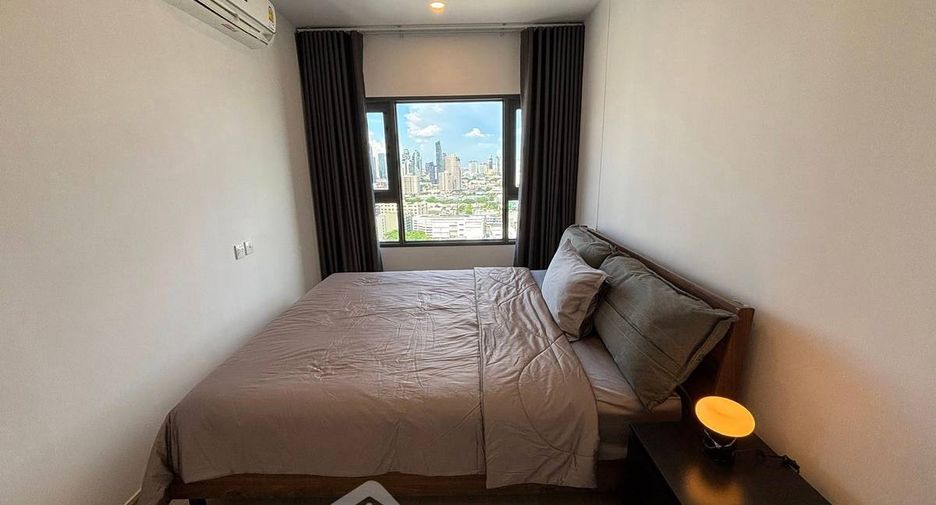 Wohnung zur Miete mit 2 Zimmer in Khlong Toei, Bangkok
