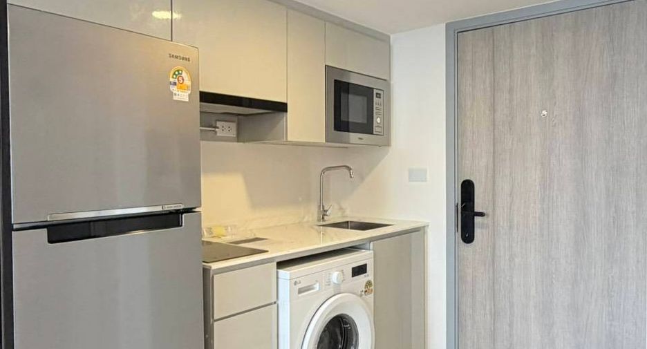 Condo en alquiler de 1 habitaciones en Huai Khwang, Bangkok