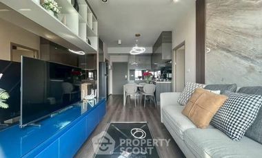 For rent 2 bedrooms condo in Huai Khwang, Bangkok