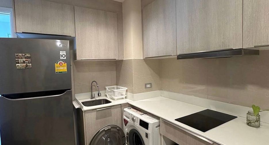 Wohnung zur Miete mit 2 Zimmer in Khlong Toei, Bangkok