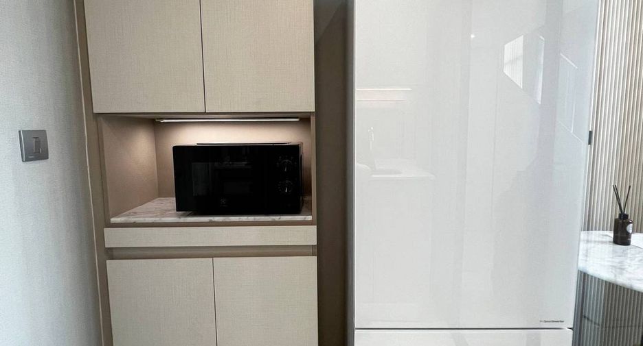 Condo en alquiler de 1 habitaciones en Sathon, Bangkok