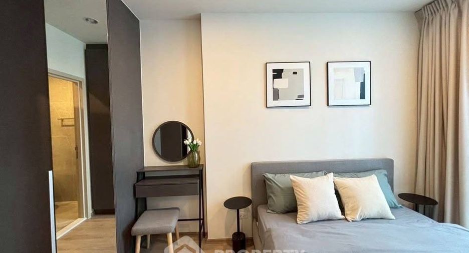For rent 1 bed condo in Huai Khwang, Bangkok