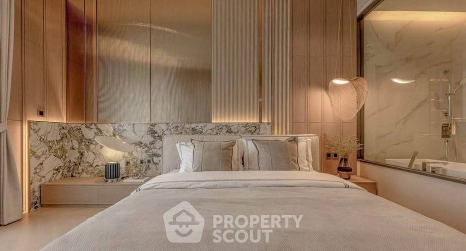 For rent 2 bedrooms condo in Sathon, Bangkok