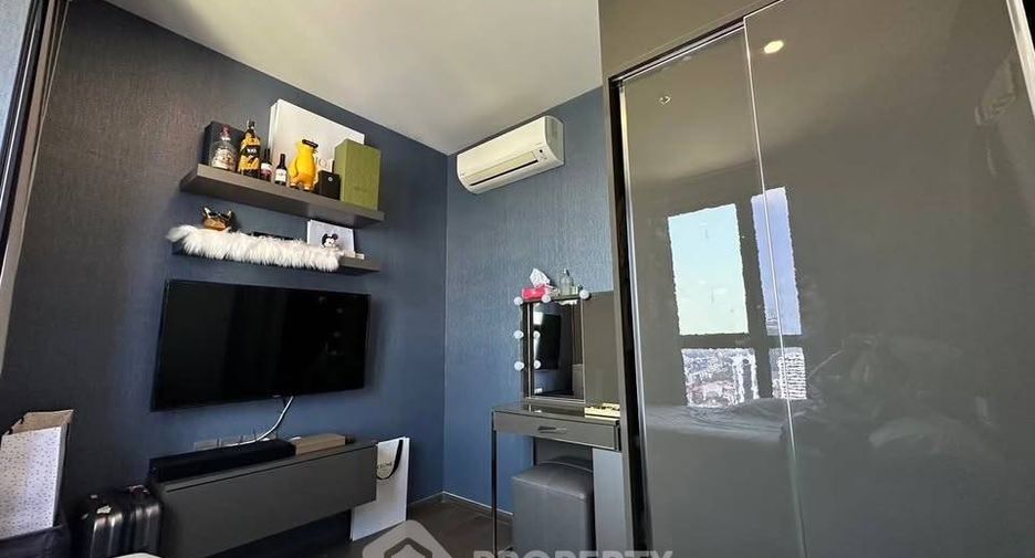 Wohnung zur Miete mit 2 Zimmer in Pathum Wan, Bangkok