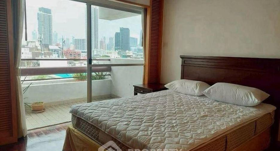 For rent 2 bedrooms apartment in Sathon, Bangkok