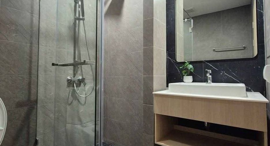 For rent 2 bedrooms condo in Bang Na, Bangkok