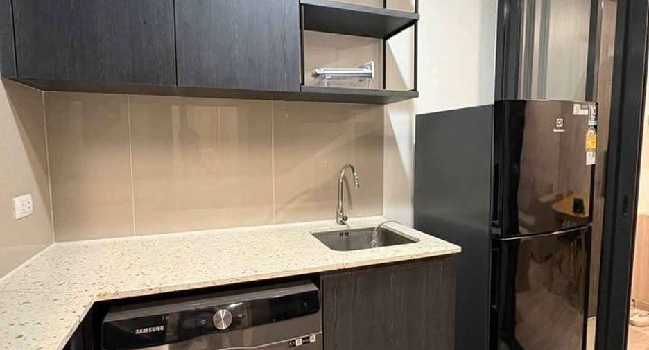 For rent 1 bed condo in Huai Khwang, Bangkok