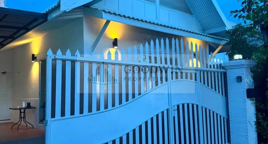 For rent 3 bedrooms house in South Pattaya, Pattaya