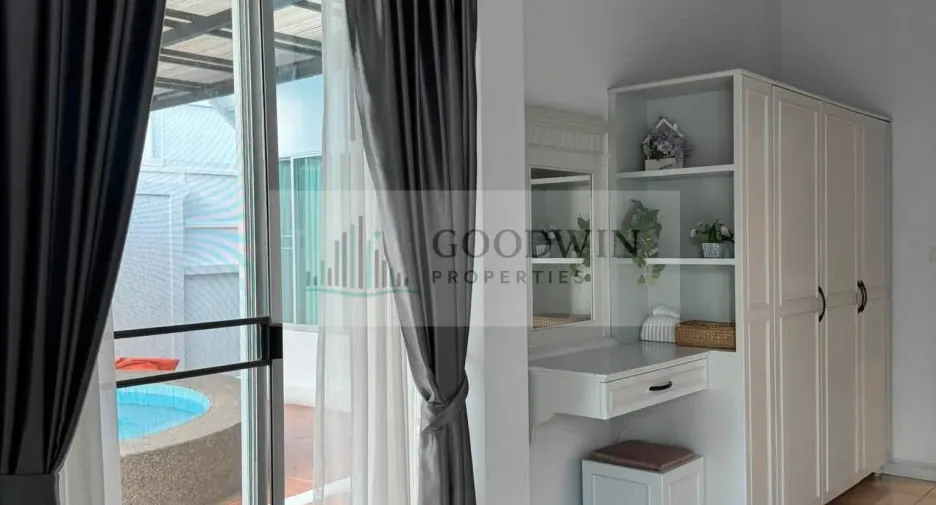 For rent 3 bedrooms house in South Pattaya, Pattaya