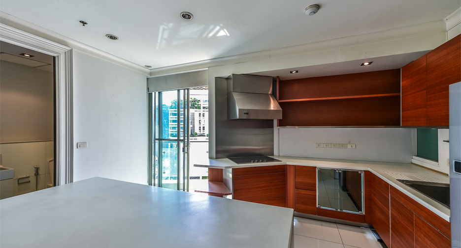 Wohnung zum Kauf mit 3 Zimmer in Khlong Toei, Bangkok