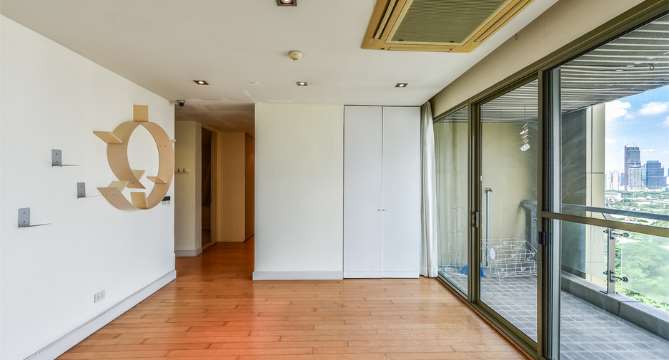 Wohnung zum Kauf mit 3 Zimmer in Khlong Toei, Bangkok