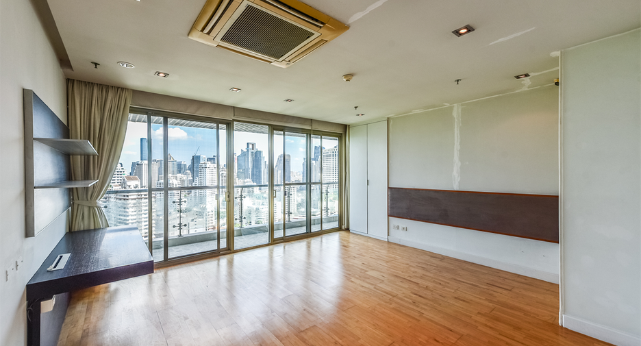 Wohnung zum Kauf mit 3 Zimmer in Khlong Toei, Bangkok