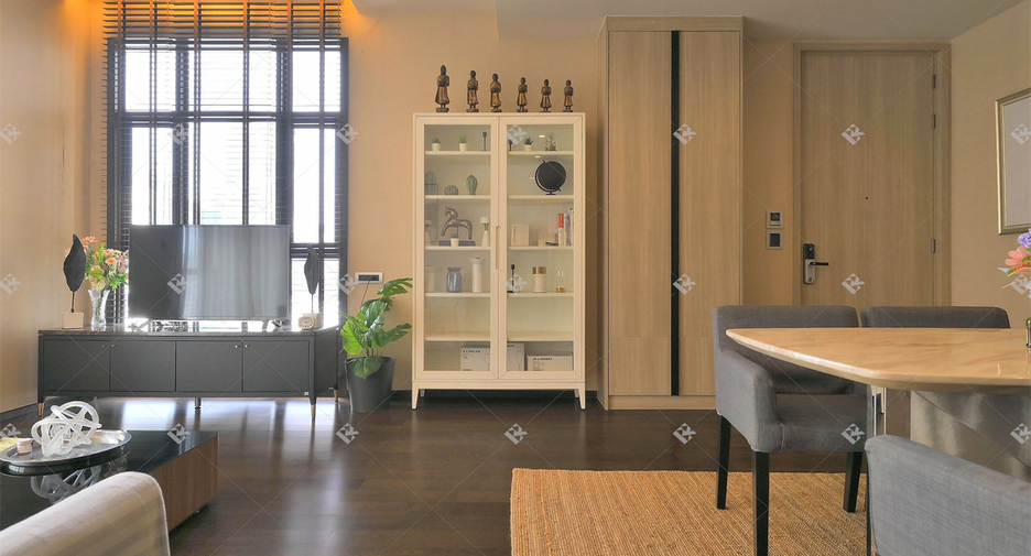 For rent 2 bedrooms condo in Khlong Toei, Bangkok