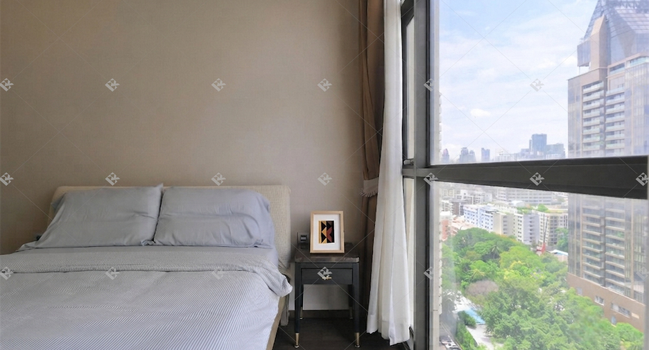 For rent 2 bedrooms condo in Khlong Toei, Bangkok
