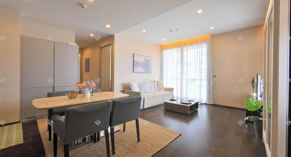 For rent 2 bedrooms condo in Khlong Toei, Bangkok