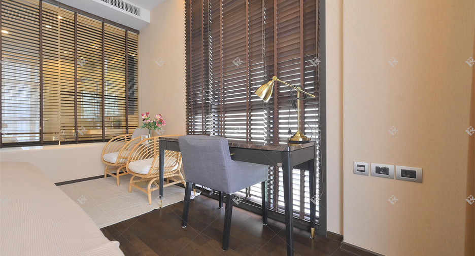 For rent 2 bedrooms condo in Khlong Toei, Bangkok