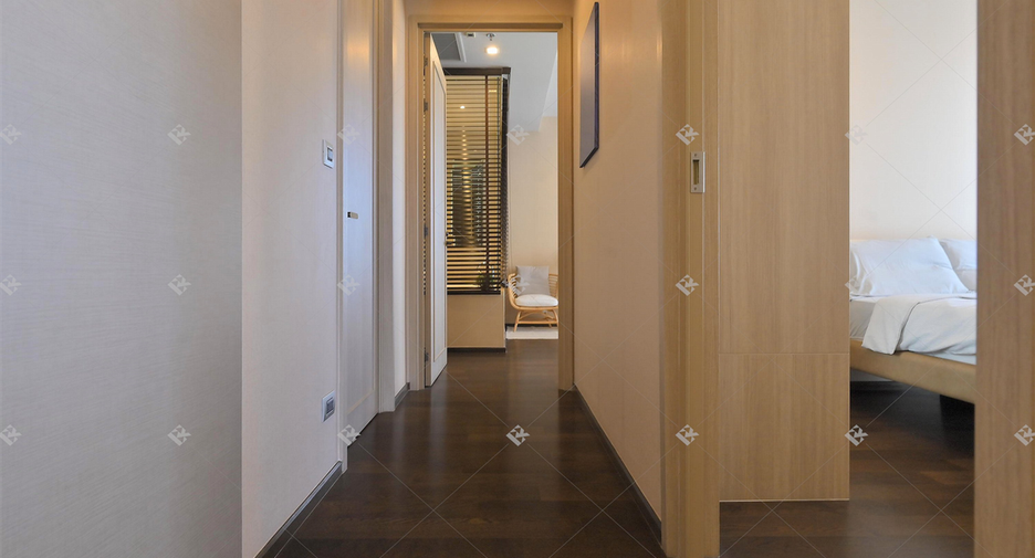 For rent 2 bedrooms condo in Khlong Toei, Bangkok