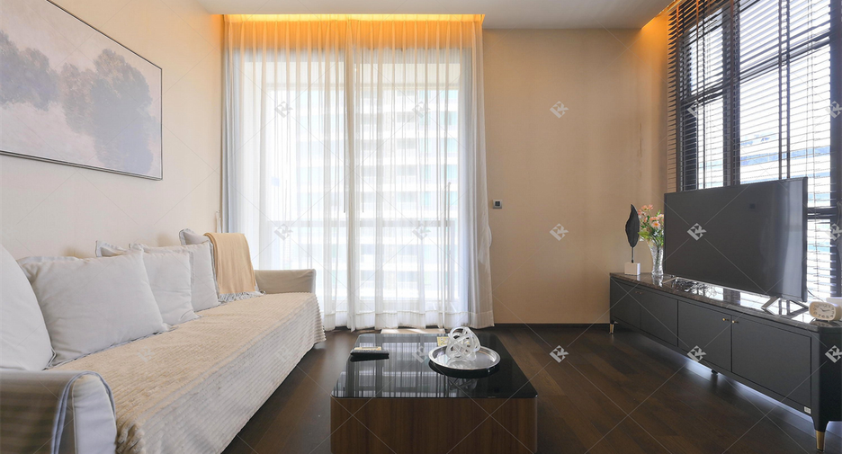 For rent 2 bedrooms condo in Khlong Toei, Bangkok