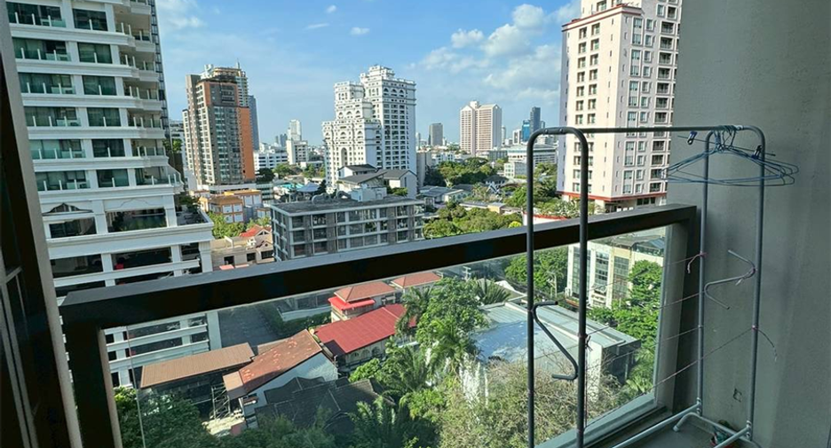 For rent 2 ベッドルーム condo in Khlong Toei, Bangkok