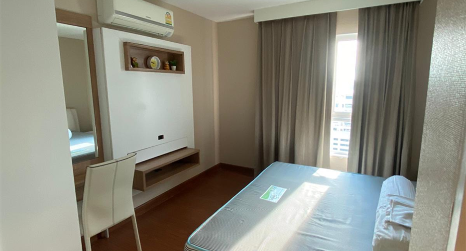 À louer 3 chambres condo à Huai Khwang, Bangkok