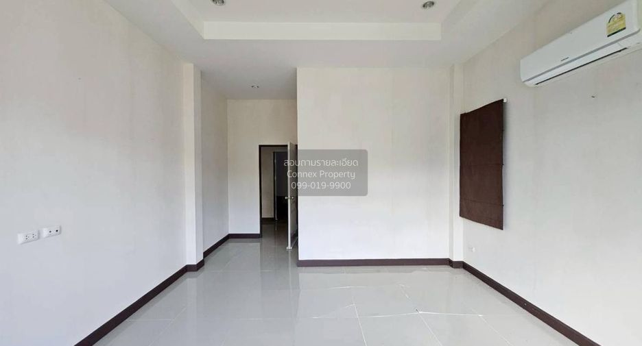 À vendre 3 chambres maison à Ban Chang, Rayong