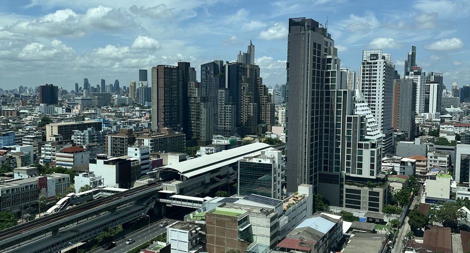 For rent 1 Beds condo in Khlong San, Bangkok