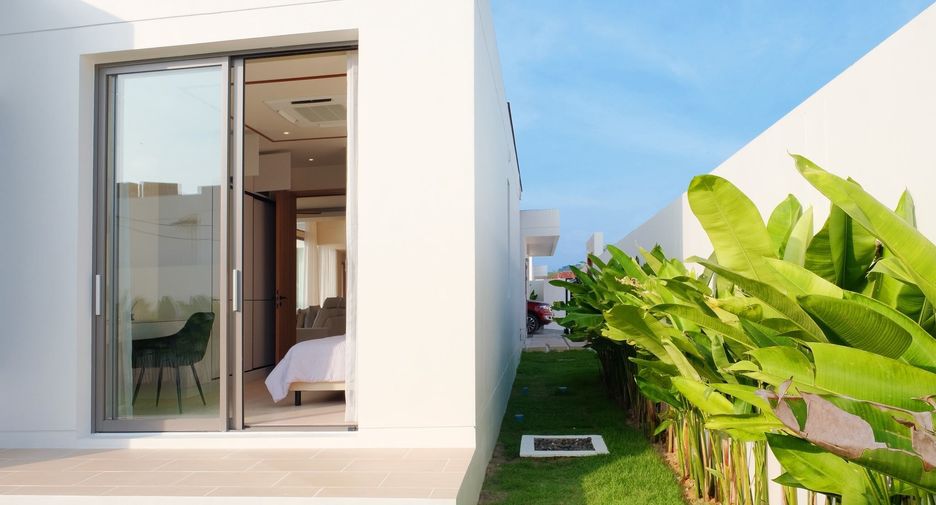 For rent 3 bedrooms villa in Thalang, Phuket