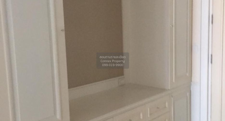 ให้เช่า 3 ห้องนอน คอนโด ใน คลองเตย, กรุงเทพฯ