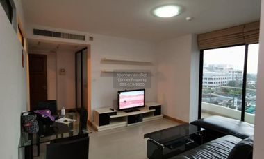 Condo en alquiler de 2 habitaciones en Bang Kho Laem, Bangkok